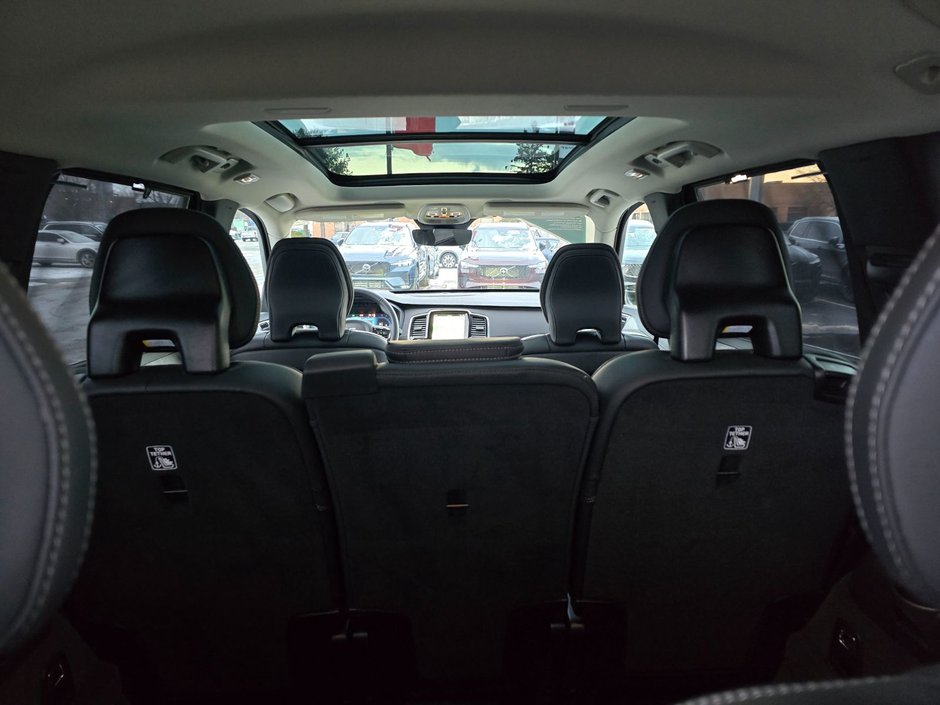 2025 Volvo XC90 ULTRA BRIGHT THEME-6