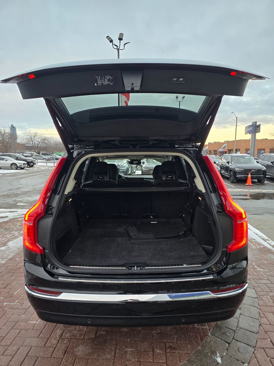 2025 Volvo XC90 ULTRA BRIGHT THEME-15