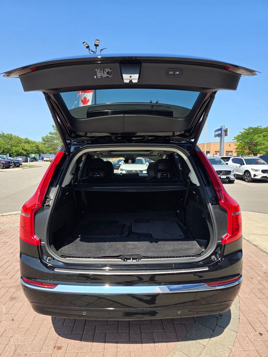 2025 Volvo XC90 ULTRA BRIGHT THEME-17