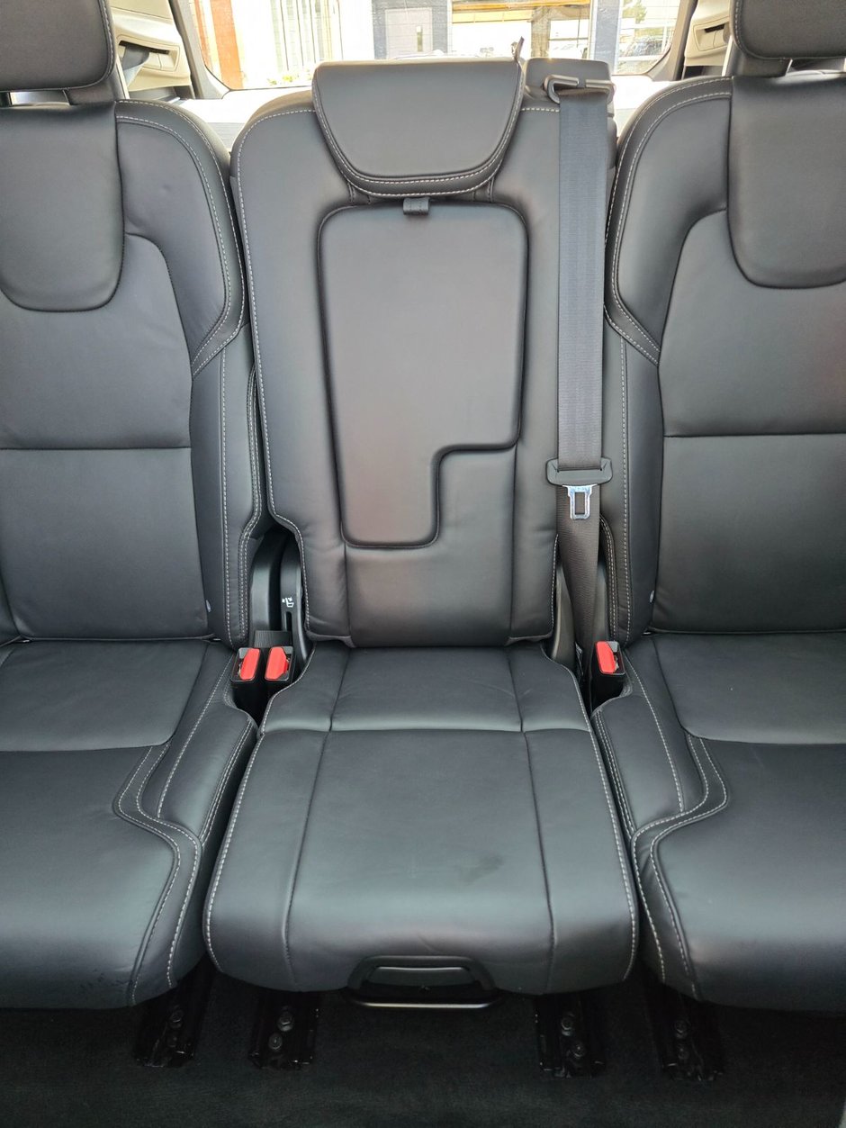 2025 Volvo XC90 ULTRA BRIGHT THEME-25