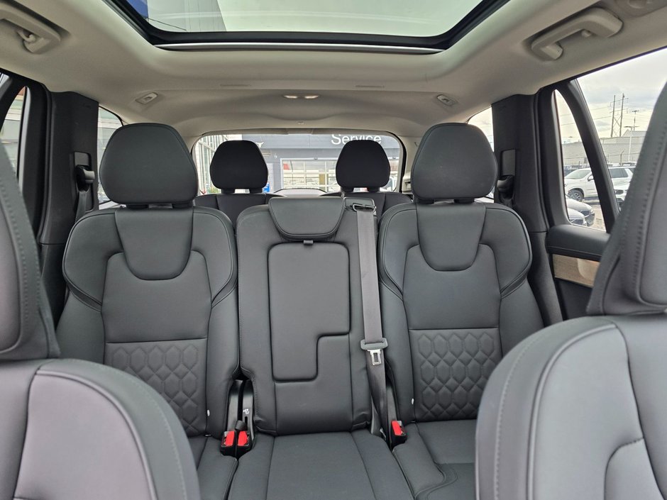 2025 Volvo XC90 CORE BRIGHT THEME-8