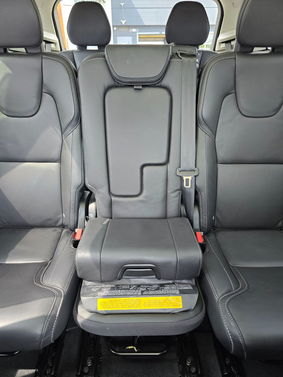 2025 Volvo XC90 ULTRA BRIGHT THEME-25