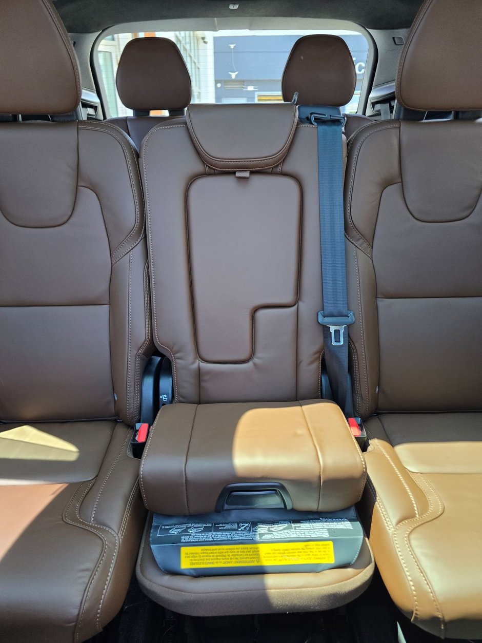 2025 Volvo XC90 ULTRA BRIGHT THEME-13