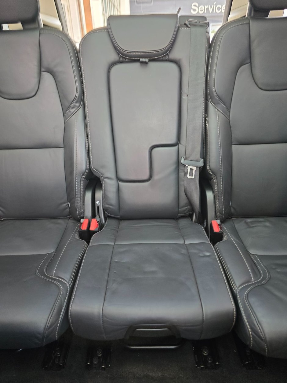 2025 Volvo XC90 ULTRA BRIGHT THEME-24
