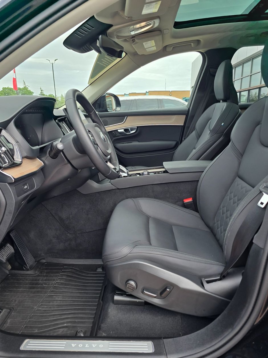 2026 Volvo XC90 PLUS DARK THEME-26