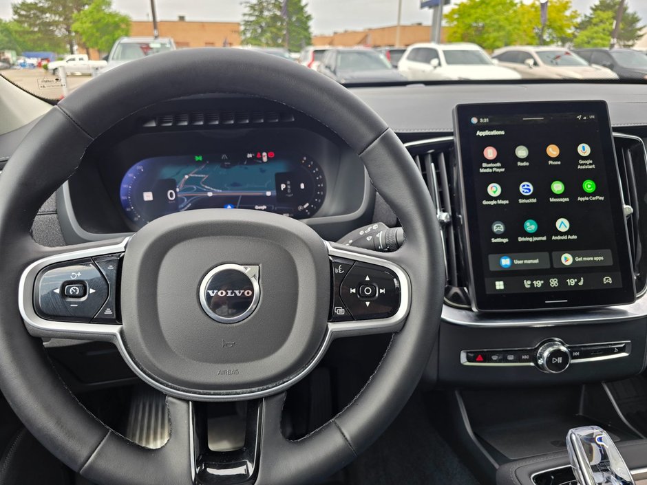2026 Volvo XC90 PLUS DARK THEME-29
