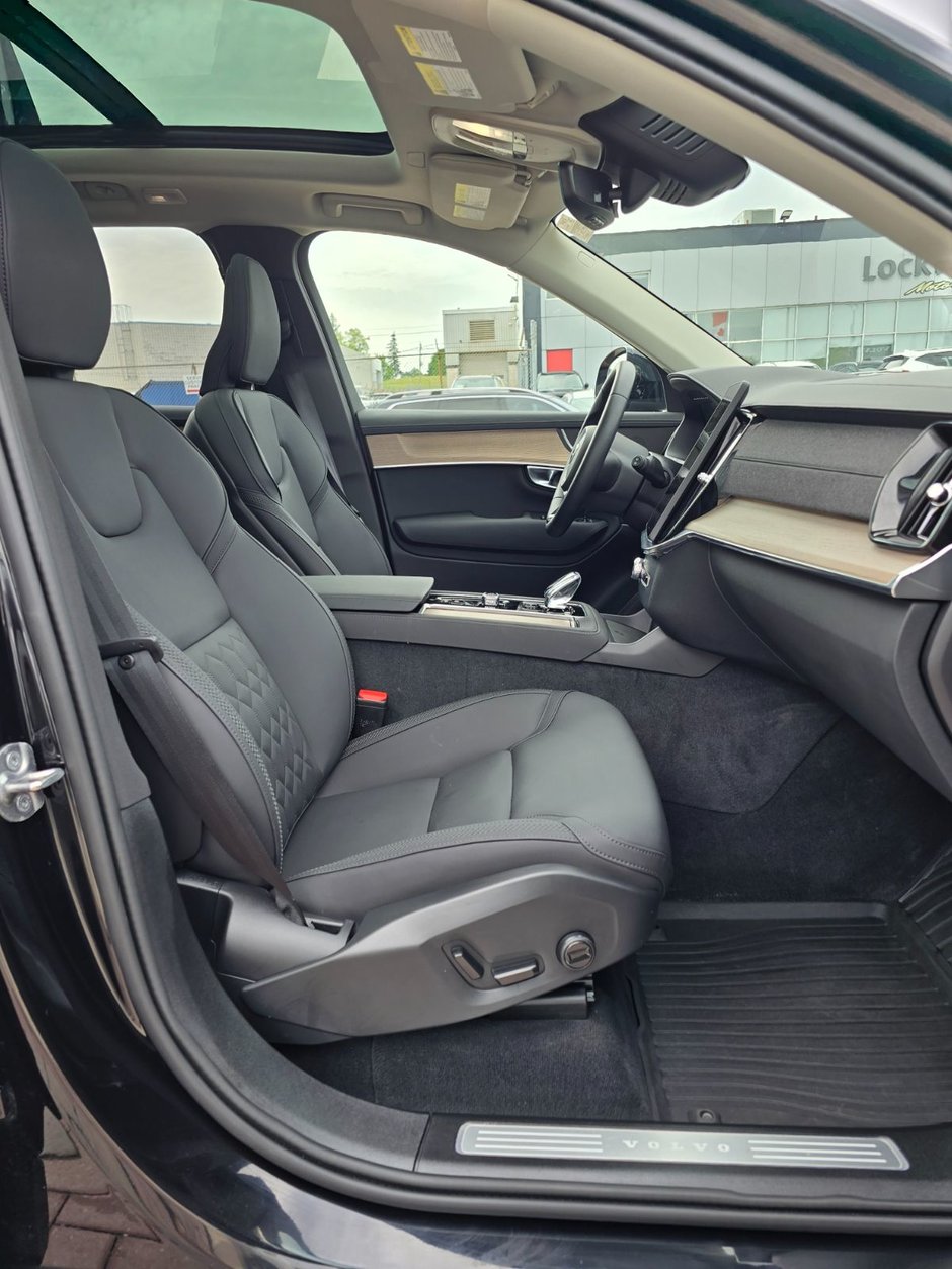 2026 Volvo XC90 PLUS DARK THEME-23