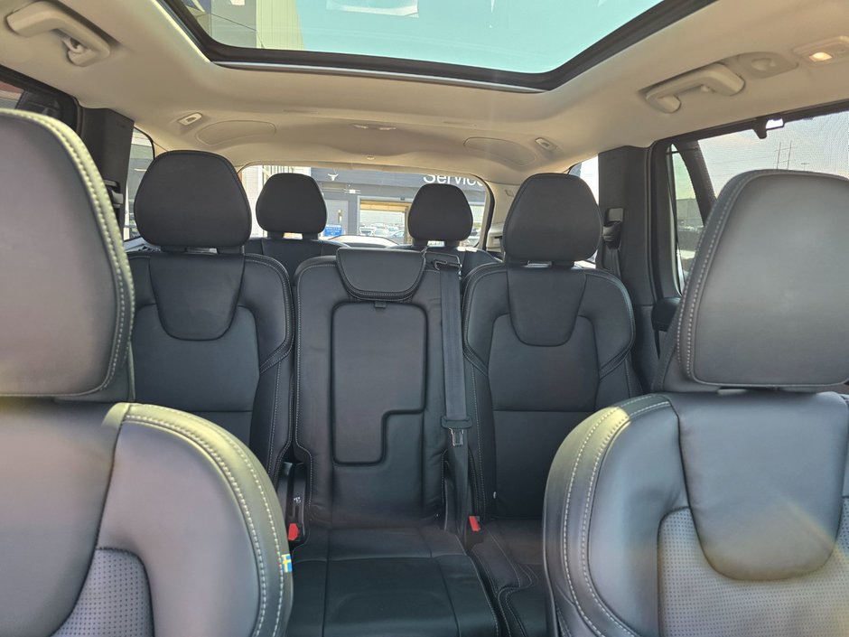 2026 Volvo XC90 ULTRA DARK THEME-8