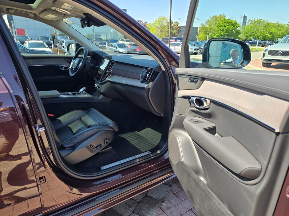 2026 Volvo XC90 ULTRA DARK THEME-23