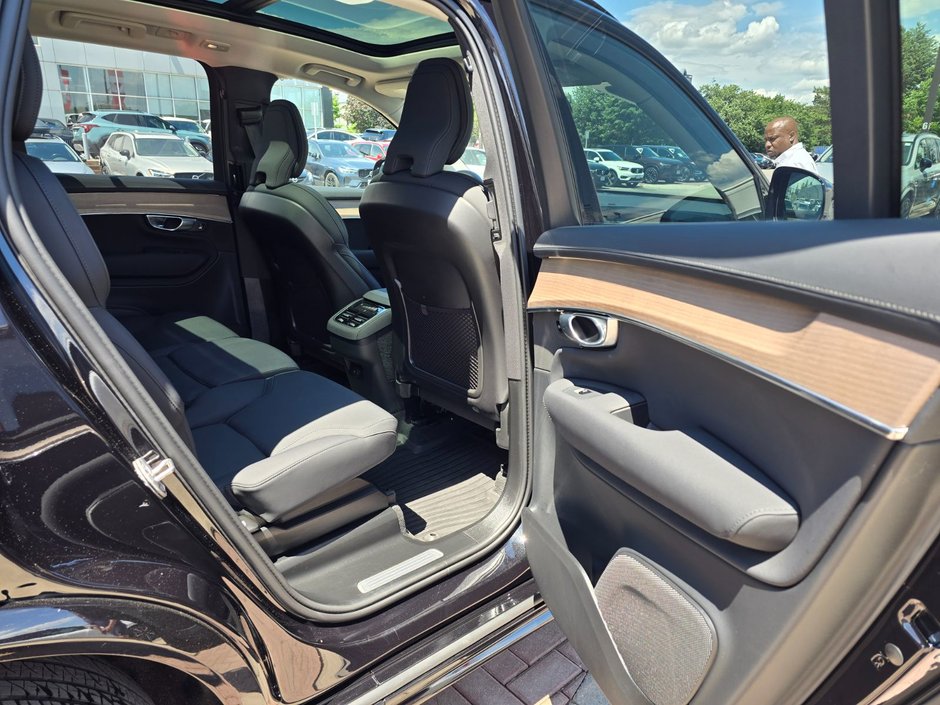2026 Volvo XC90 PLUS DARK THEME-18