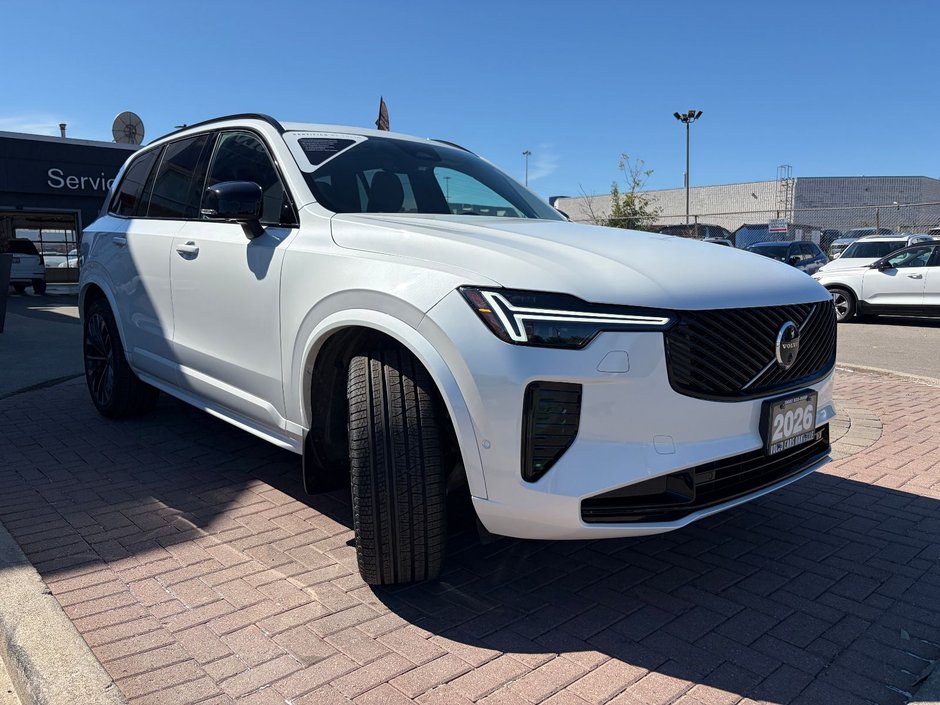 2026 Volvo XC90 PLUS DARK THEME-5