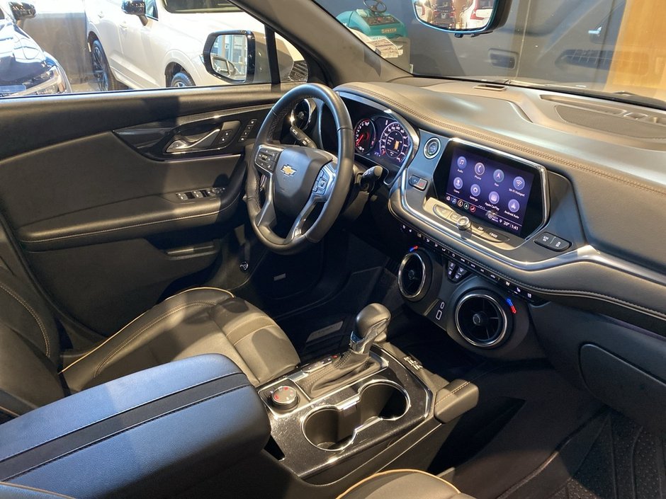 2022 Chevrolet Blazer Premier AWD-25