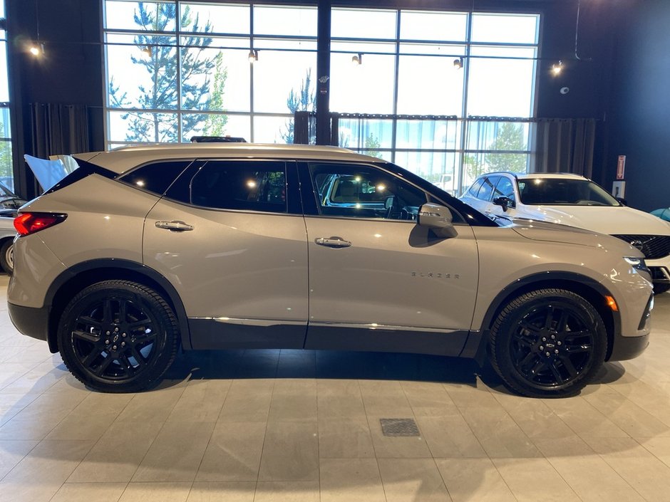 2022 Chevrolet Blazer Premier AWD-5