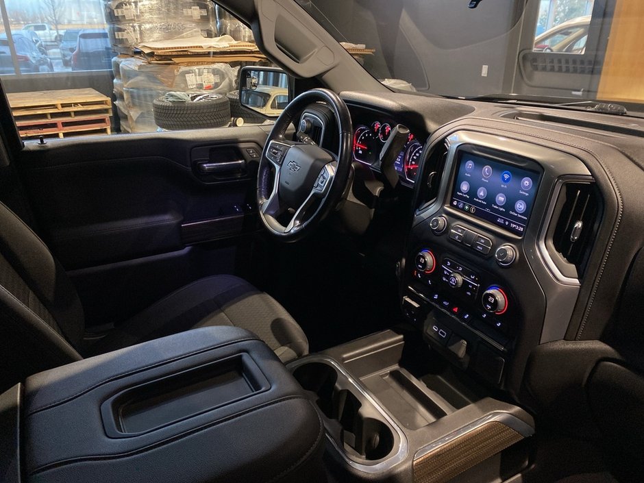 2021 Chevrolet Silverado 1500 Crew Cab 4x4 LT Trail Boss / Standard Box-22