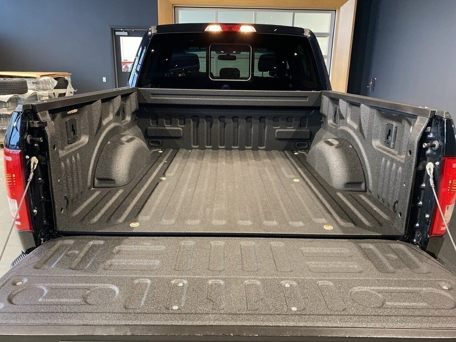 2016 Ford F150 4x4 - Supercrew XLT - 145 WB-19