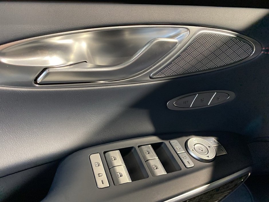 2024 GENESIS GV70 3.5T Sport Plus w/LSD-11