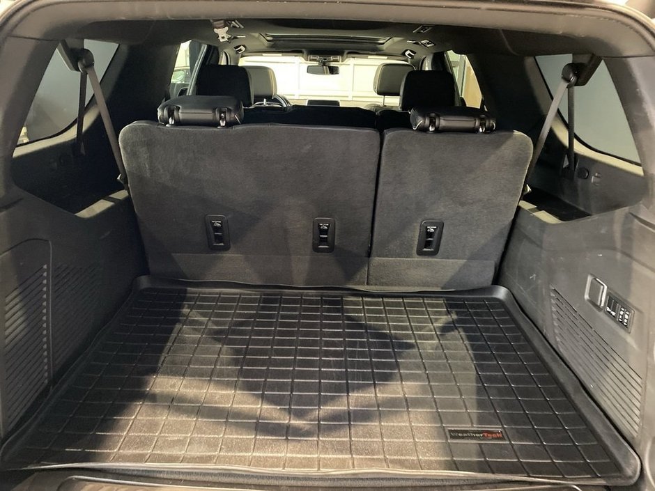 2022 GMC Yukon XL 4x4 SLT-22