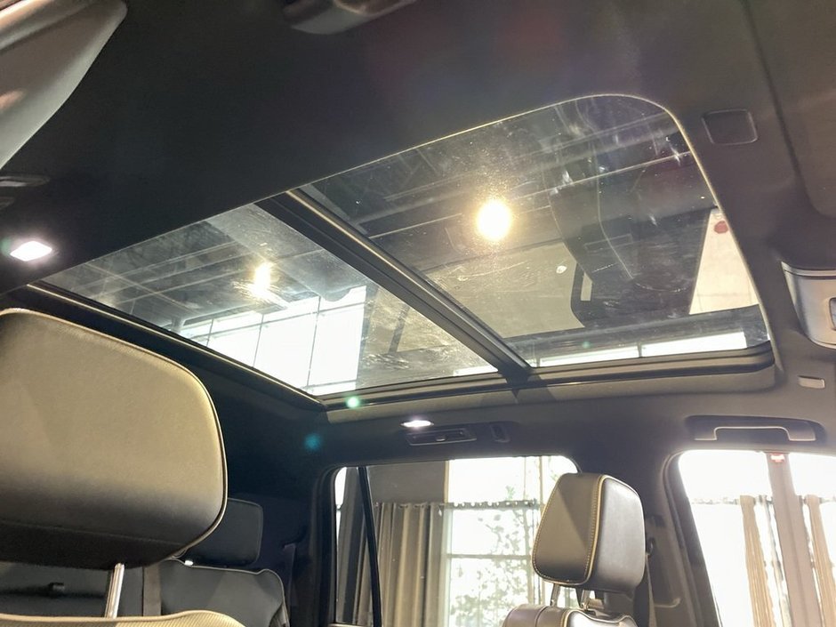 2022 GMC Yukon XL 4x4 SLT-28