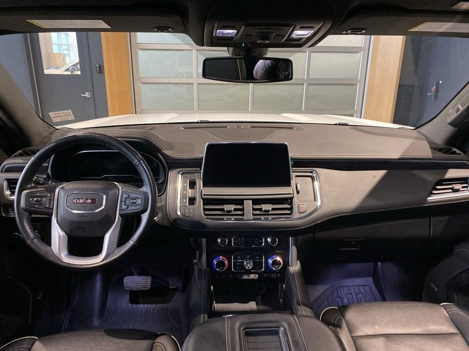 2022 GMC Yukon XL 4x4 SLT-10