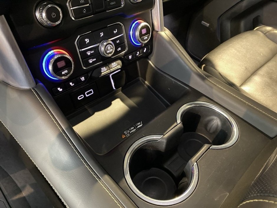 2022 GMC Yukon XL 4x4 SLT-12