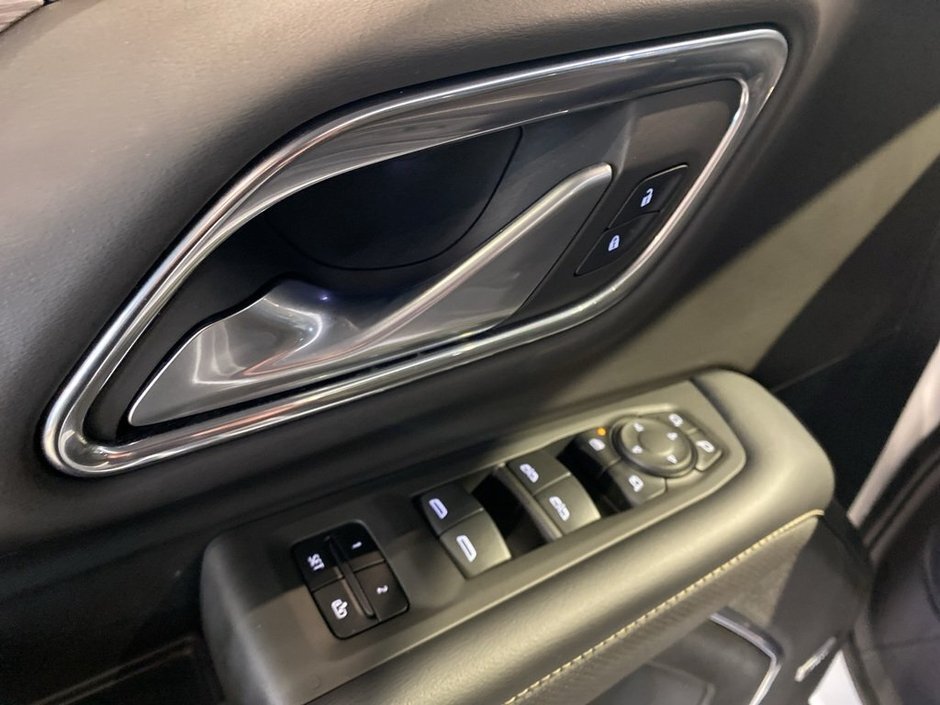 2022 GMC Yukon XL 4x4 SLT-11