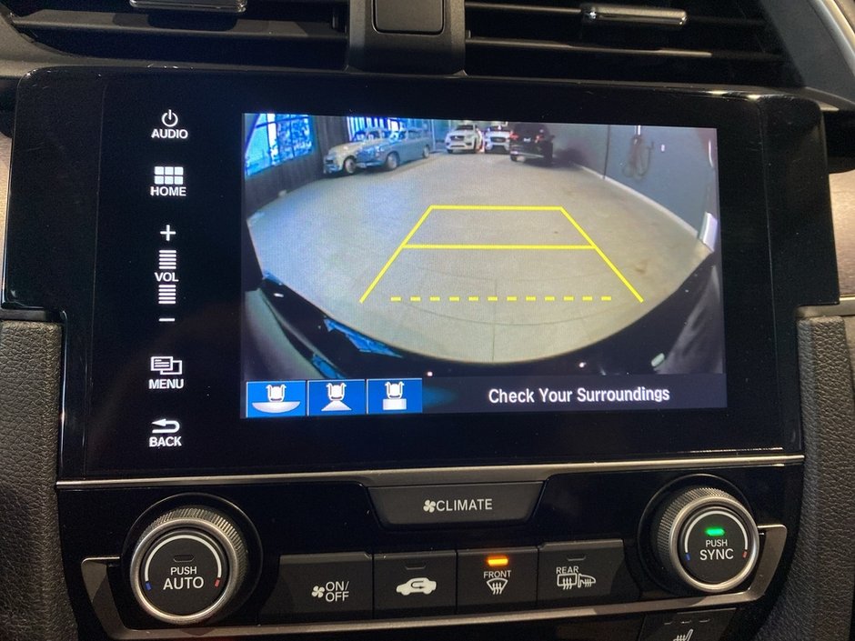 2018 Honda Civic Sedan Touring CVT-17