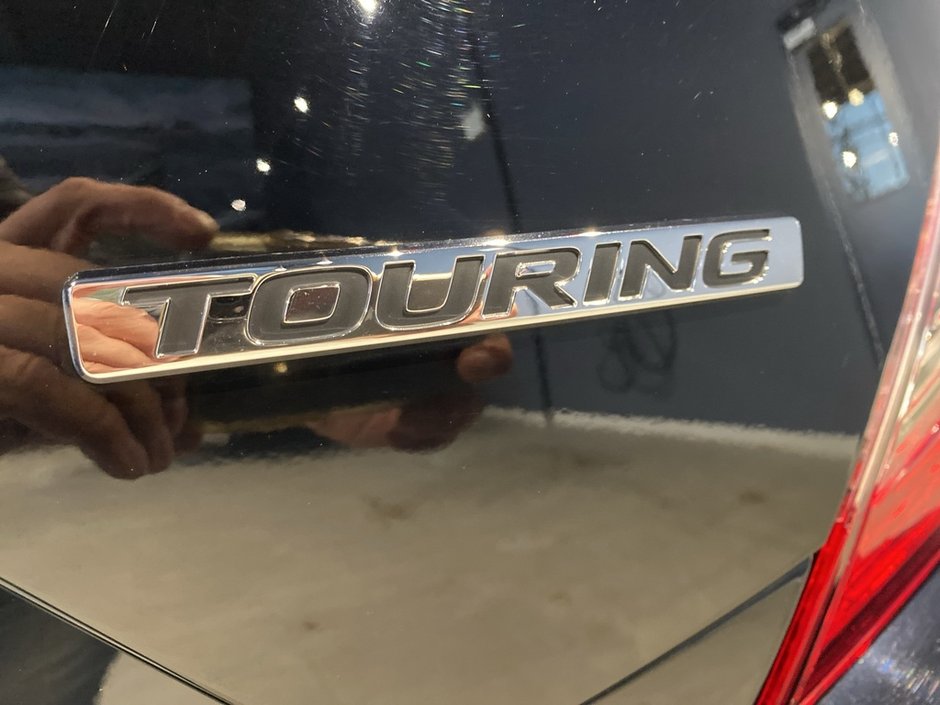 2018 Honda Civic Sedan Touring CVT-25