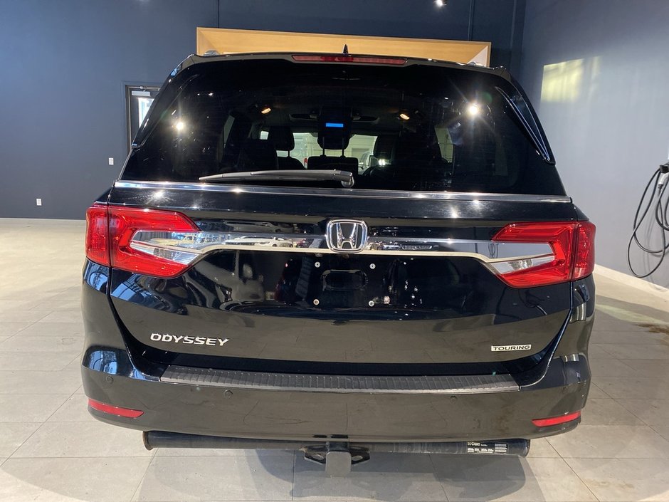 2019 Honda Odyssey Touring-3