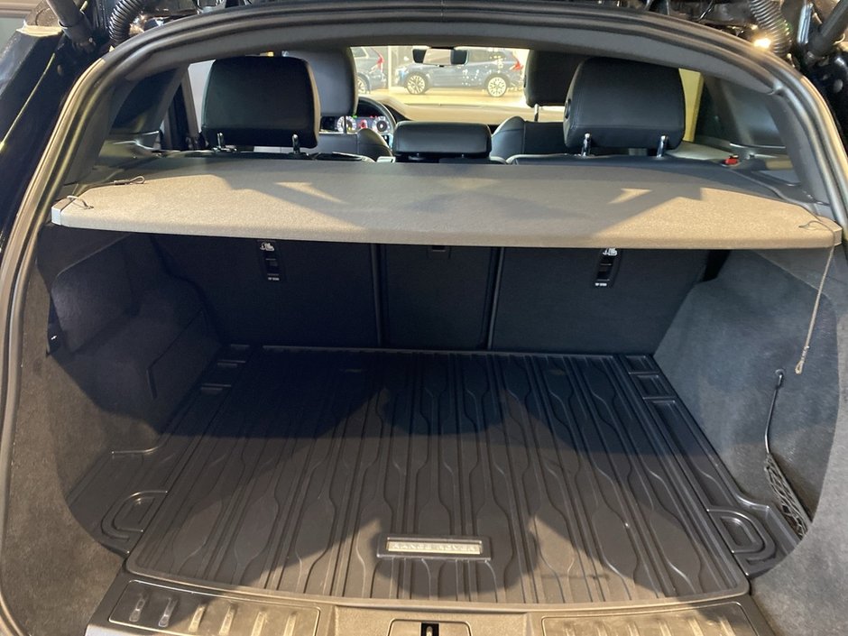 2024 Land Rover Range Rover Evoque P250 Dynamic HSE-18