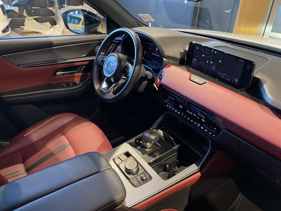 2025 Mazda CX-70 PHEV GT AWD-25