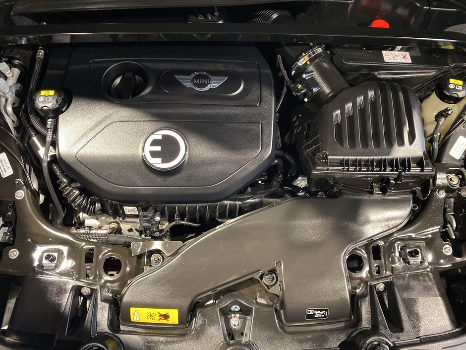 2022 MINI COOPER SE Countryman ALL4 Cooper SE-24