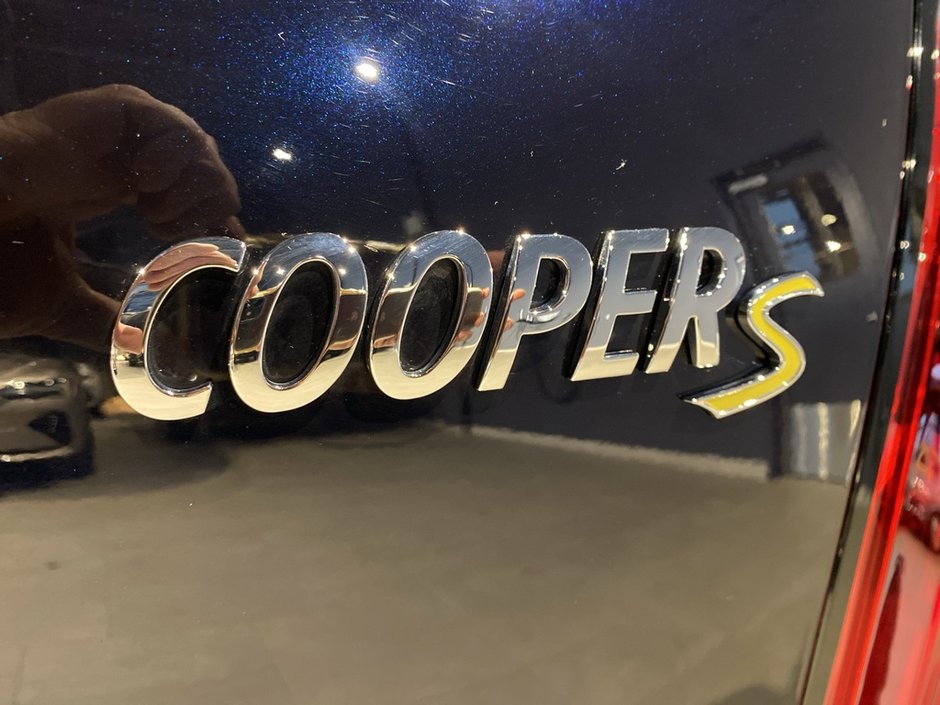 2022 MINI COOPER SE Countryman ALL4 Cooper SE-25