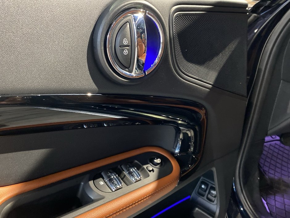 2022 MINI COOPER SE Countryman ALL4 Cooper SE-11