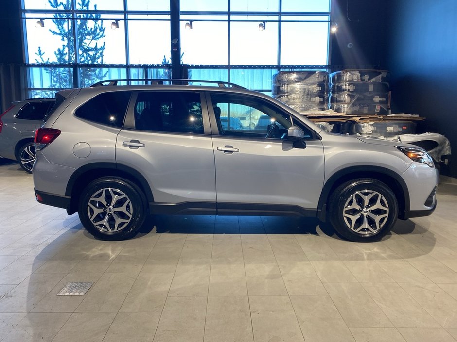 2023 Subaru Forester Touring 2.5L CVT-5