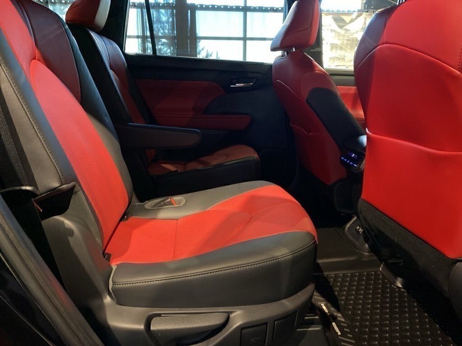 2021 Toyota Highlander XSE AWD-23