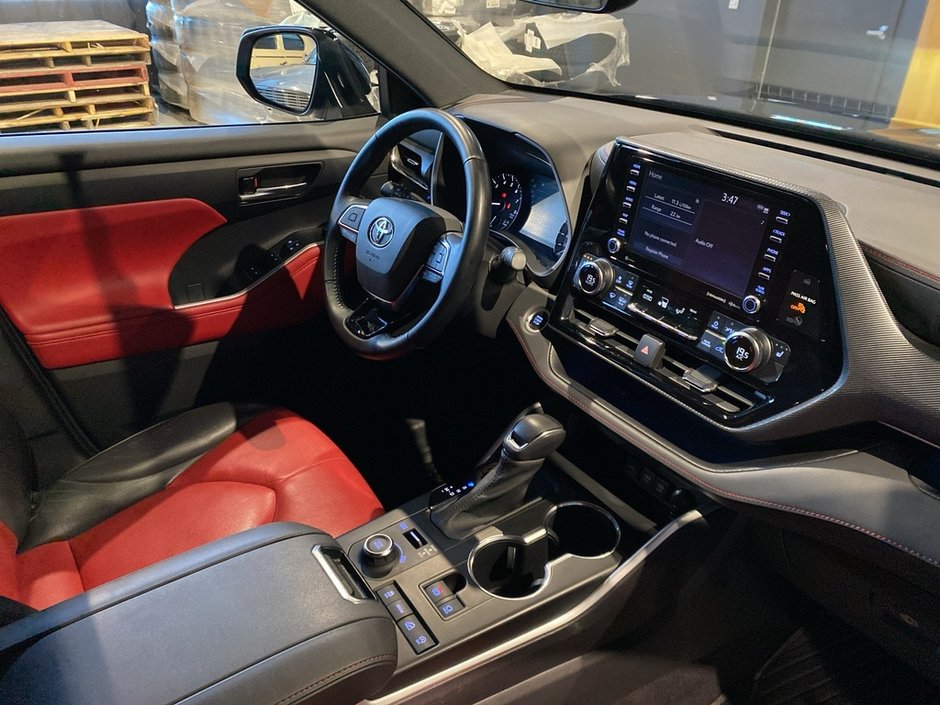 2021 Toyota Highlander XSE AWD-25