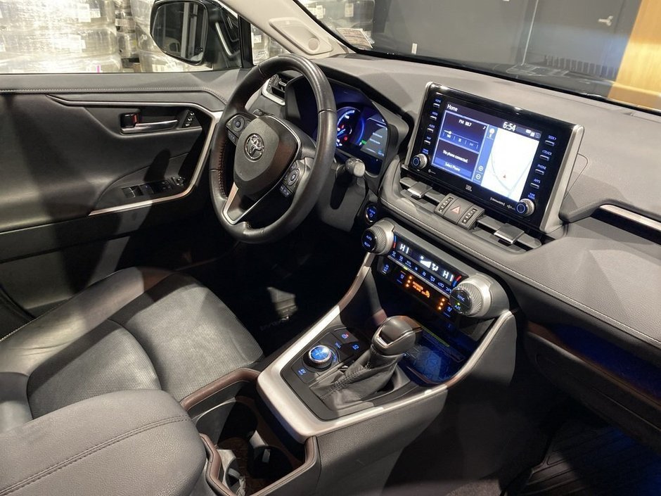 2021 Toyota RAV4 Hybrid Limited AWD-23