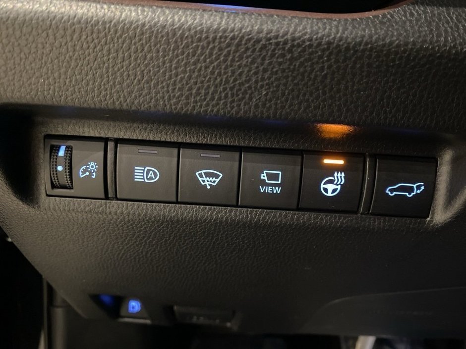 2021 Toyota RAV4 Hybrid Limited AWD-16