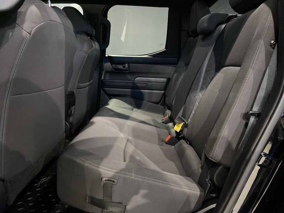 2025 Toyota Tacoma 4X4 Tacoma Double Cab AT-17