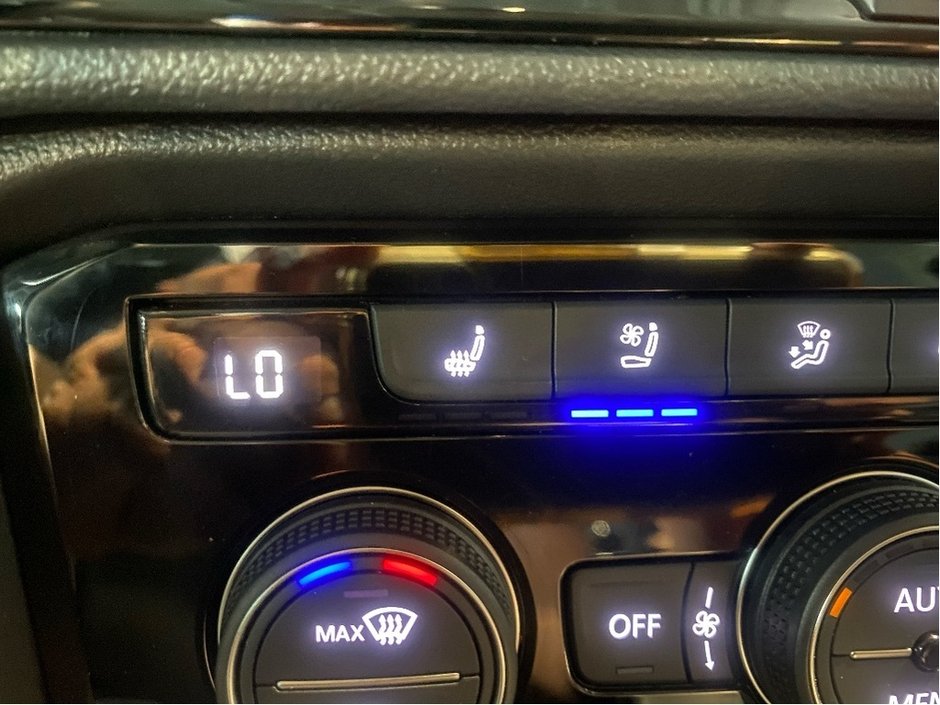 2024 Volkswagen Taos Highline 1.5T 7sp at DSG w/ Tip 4M-14