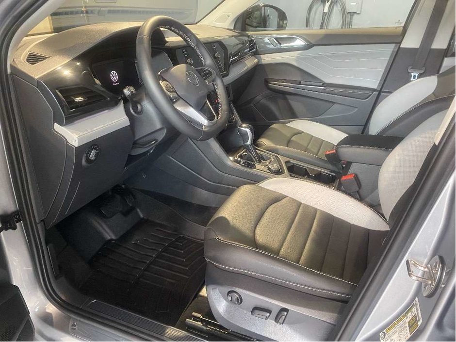 2024 Volkswagen Taos Highline 1.5T 7sp at DSG w/ Tip 4M-9