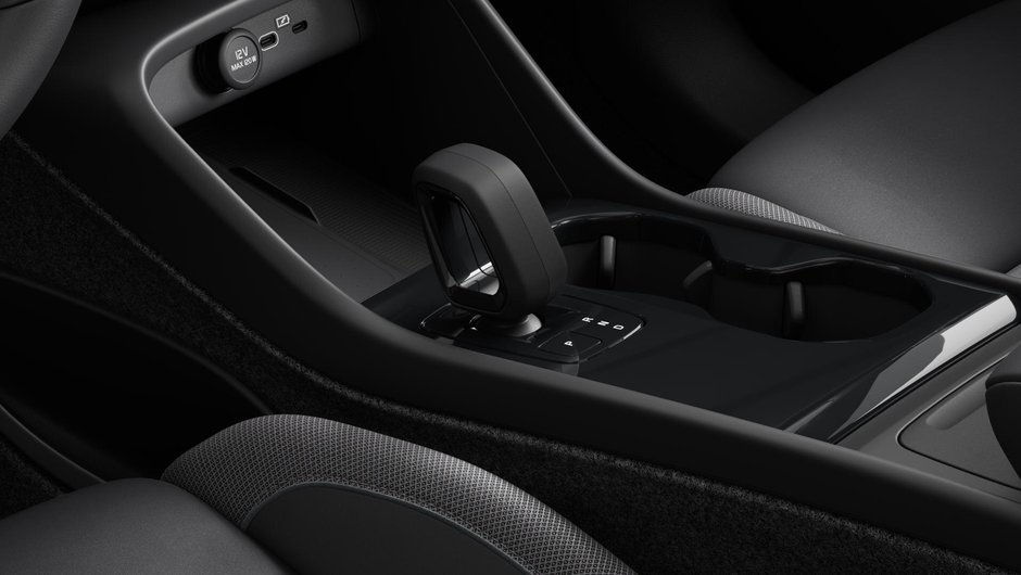 2025 Volvo EX40 Ultra-8