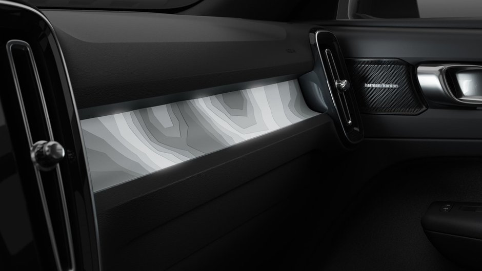 2025 Volvo EX40 Ultra-6