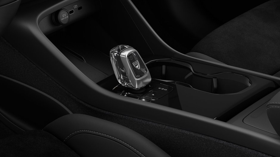 2026 Volvo EX40 Ultra Black Edition-10