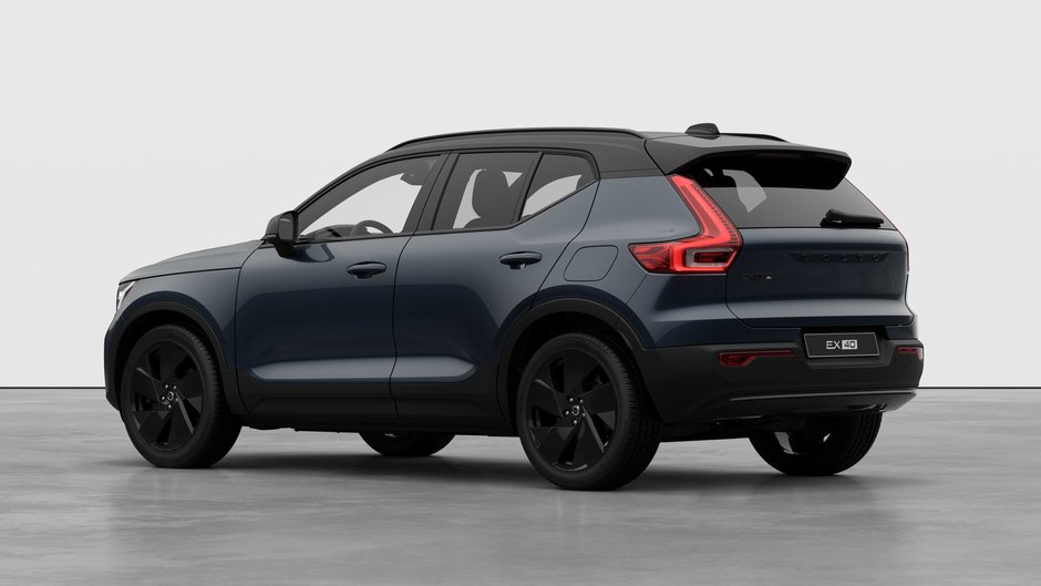 2026 Volvo EX40 Ultra Black Edition-1
