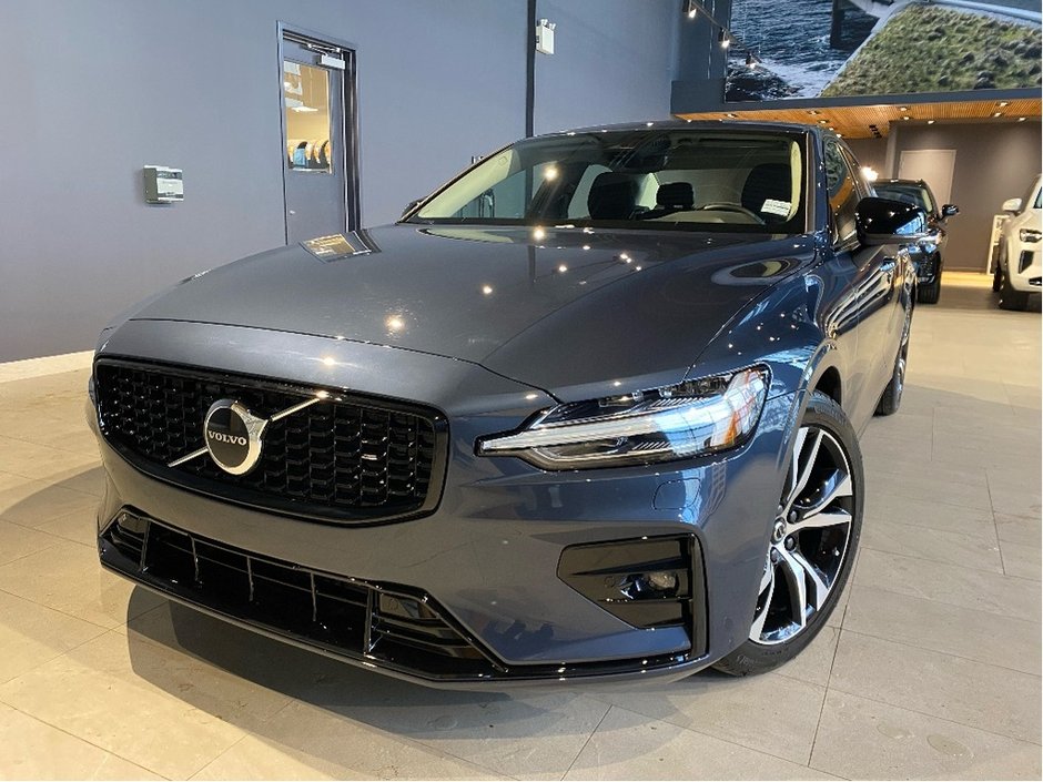 2024 Volvo S60 B5 AWD Core Dark Theme-0