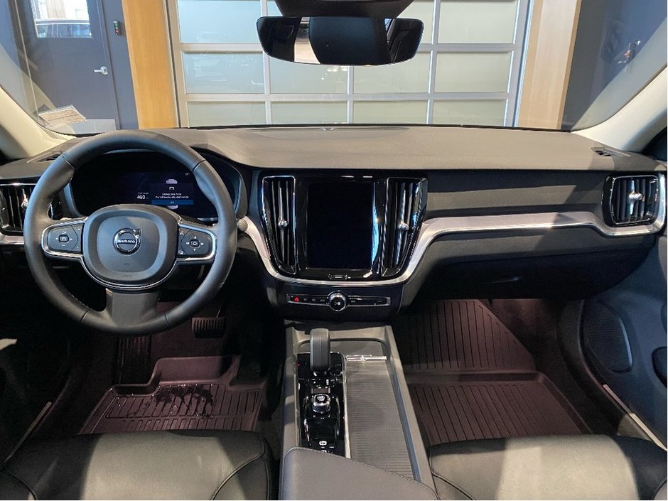 2024 Volvo S60 B5 AWD Core Dark Theme-10