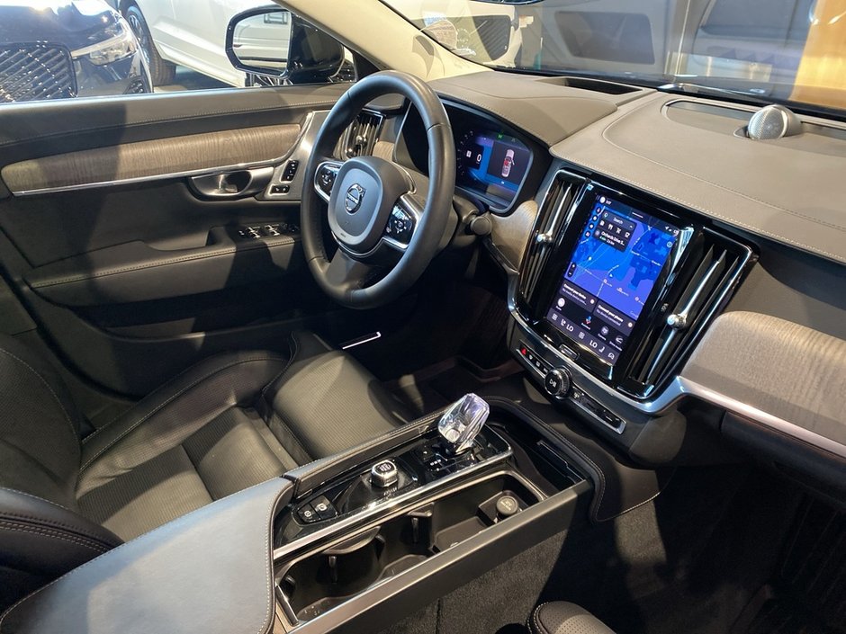 2023 Volvo S90 B6 AWD Ultimate - Bright-25