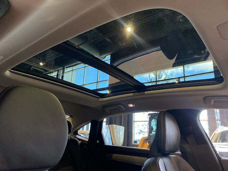 2023 Volvo S90 B6 AWD Ultimate - Bright-26