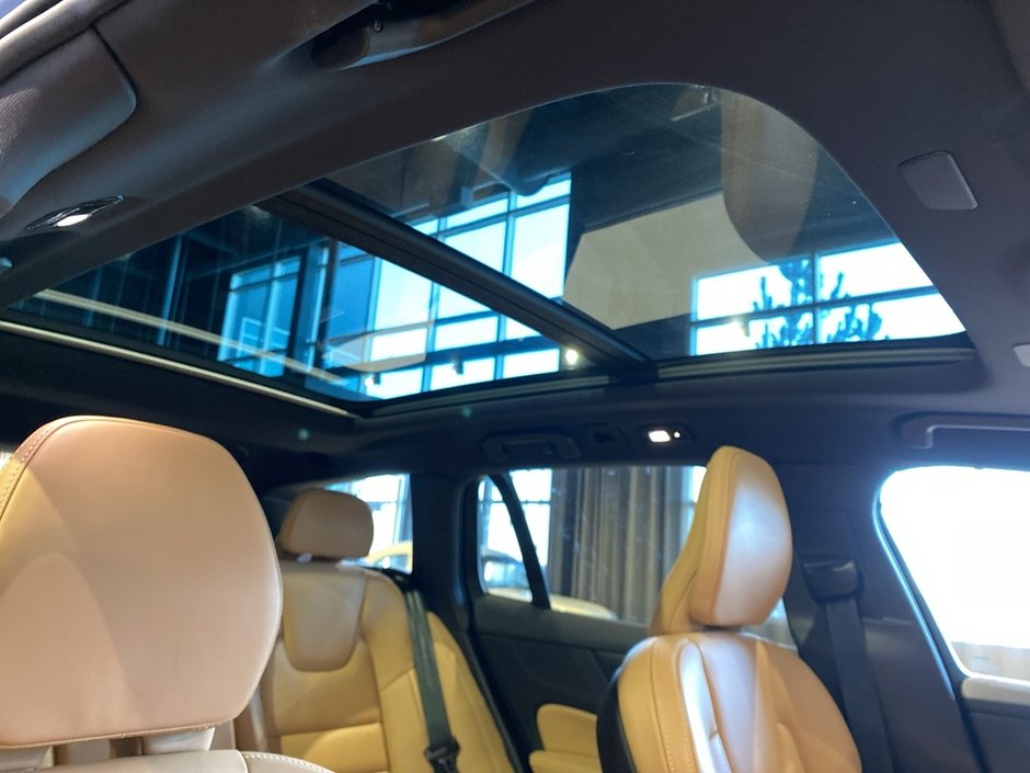 2025 Volvo V60 Cross Country B5 AWD Ultra-24